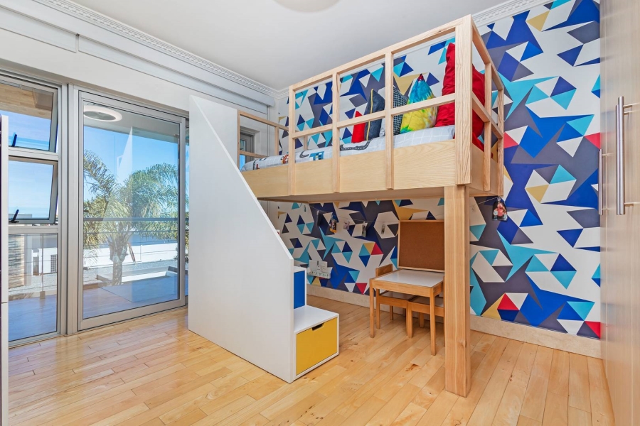 6 Bedroom Property for Sale in Baronetcy Estate Western Cape